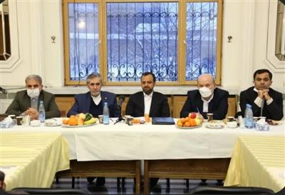 وزیر اقتصاد خبر داد: افزایش همكاری های ایران و روسیه در دولت سیزدهم