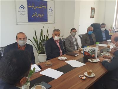 برگزاری نشست مدیران دستگاه های تابعه وزارت امور اقتصادی و دارایی در استان با اعضای هیأت مدیره خانه صنعت ، معدن و تجارت استان.