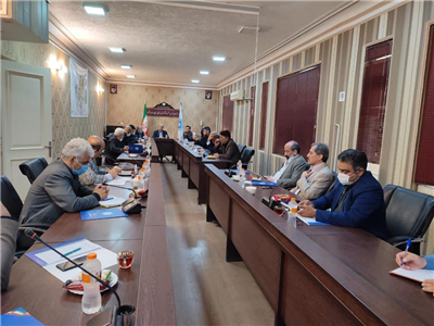 نشست هم اندیشی دستگاههای تابعه وزارت اقتصاد در استان قم با هیات نمایندگان اتاق بازرگانی، اتاق اصناف و تعاون، با هدف رفع موانع تولید و رفع موانع فعالیت های اقتصادی در محل اتاق بازرگانی قم تشكیل شد