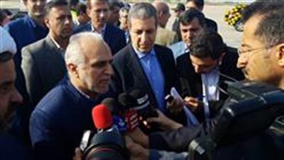 میزان صادرات و واردات امسال تاكنون نشان می‌دهد در مجموع تجارت خارجی ایران از ۶۰ میلیارد دلار فراتر رفته است/ تا 24 آبان‌ماه افزون بر 31.4 میلیارد دلار صادرات و 31.1 میلیارد دلار واردات ثبت شده است/ سرعت فرآیند ترخیص و بارگیری كالا در بنادر روان تر شده است