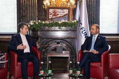 دیدار نماینده وزارت امور اقتصادی و دارایی كشورمان با رئیس جدید بانك سرمایه‌گذاری زیرساخت آسیا/ تأكید بر همكاری فراگیر و بهره‌مندی عادلانه كشورها از منابع بانك