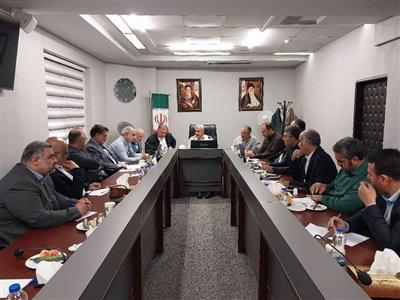 تقویت تاب‌آوری نظام اقتصادی با بازبینی زیرساخت‌ها/ هماهنگی دولت و مجلس برای تدوین سیاست‌های اقتصادی جدید