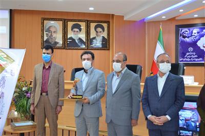 دستگاه های اجرایی برتر استان سمنان در بخش های مختلف جشنواره شهید رجایی، طی آئینی تجلیل شدند
