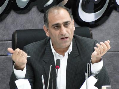 مدیركل اموراقتصادی و دارایی استان در نخستین جلسه هماهنگی ذیحسابان دستگاه های اجرایی استان كردستان ، در سال جاری با اشاره به اینكه تامین منابع مالی ، چالش اصلی در تحقق جهت گیری امسال با عنوان سرمایه گذاری برای تولید است ،گفت : ذیحسابان با اجرای طرح مولد سازی داراییهای دولت ،نظارت مالی درست ،دقیق وبه موقع واشراف كامل بر قوانین ومقررات وظرفیتهای قانونی كه وجود دارد می توانند در تحقق شعار سال نقش اساسی داشته باشند