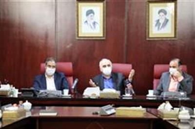 یكی از نقش های مهم بازار سرمایه، مردمی كردن اقتصاد و كمك به شكل گیری اقتصاد عدالت بنیان است كه در سایه شفافیت هر چه بیشتر این بازار و جلب اعتماد مردم و بنگاه ها محقق می شود/ سهم بازار سرمایه در تامین مالی اقتصاد كشور باید با برنامه ریزی، تدبیر و استفاده از ظرفیت های اقتصاد كشور ازجمله مولدسازی املاك و دارایی های دولتی، به 50 درصد افزایش یابد