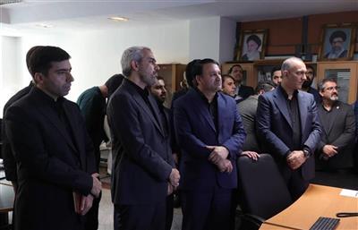 بازدید وزیر اقتصاد از مركز داده‌های بانك سپه