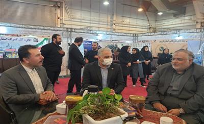 استاندار قزوین از نمایشگاه صنعت مالی در قزوین بازدید كرد