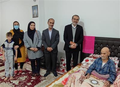 دیدار  مسئولان اداره كل امور اقتصادی و دارائی آذربایجان غربی با خانواده معزز شهدا
