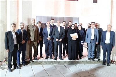 كلیپ  بازدید نوروزی استاندار لرستان از قلب تپنده اقتصاد استان اداره‌كل امور اقتصادی و دارایی